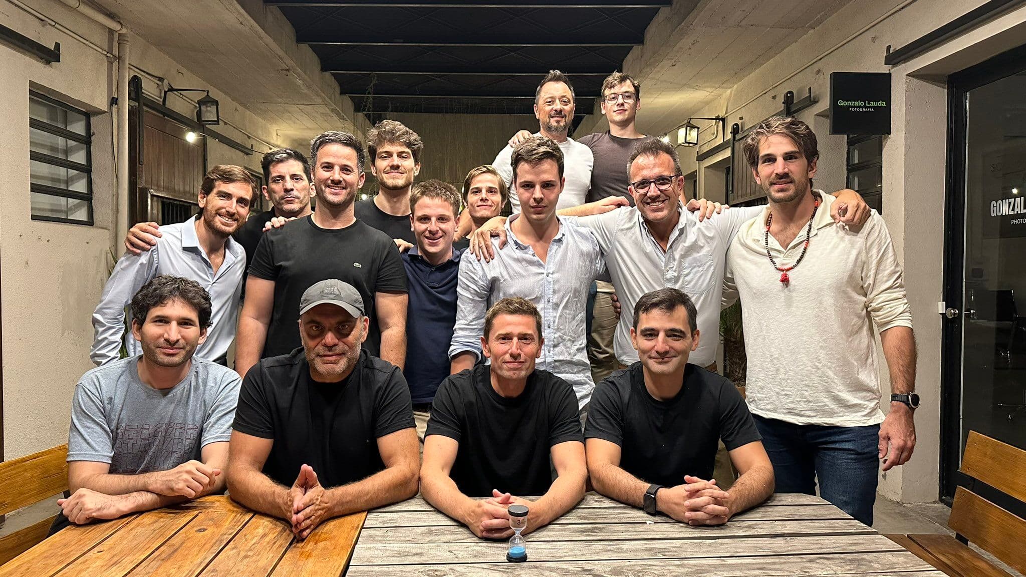 Dinner de Alto Vuelo con comunidad emprendedora.